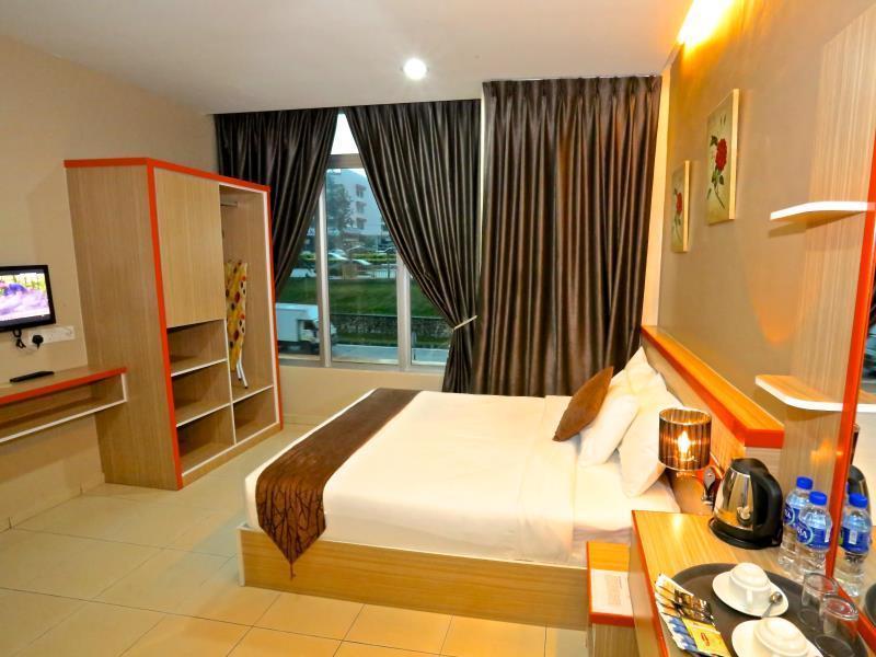 Orange Inn Hotel Johor Bahru Exterior photo